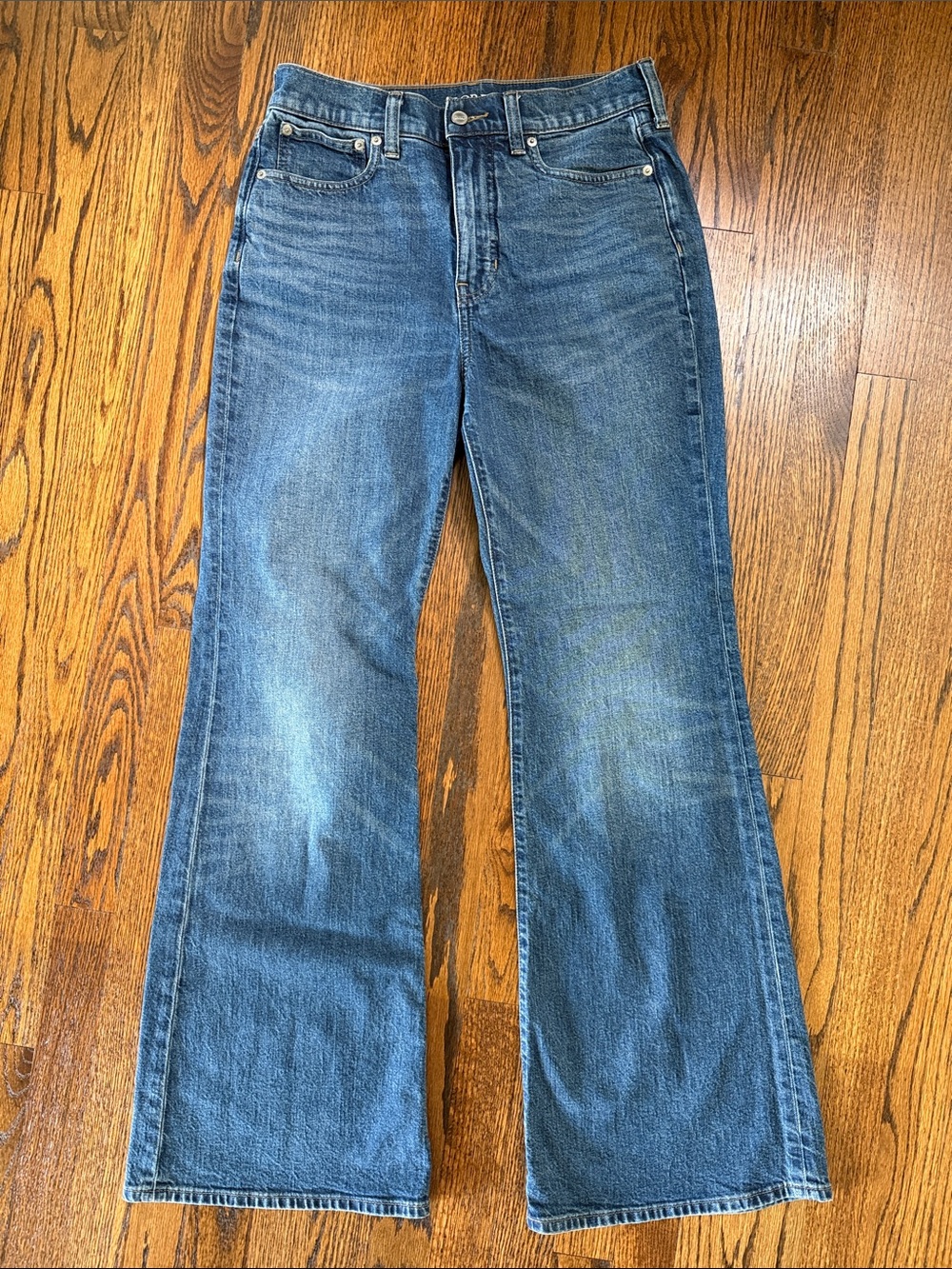 B43 J. Crew Women’s 27 Blue Flare-Leg Jeans